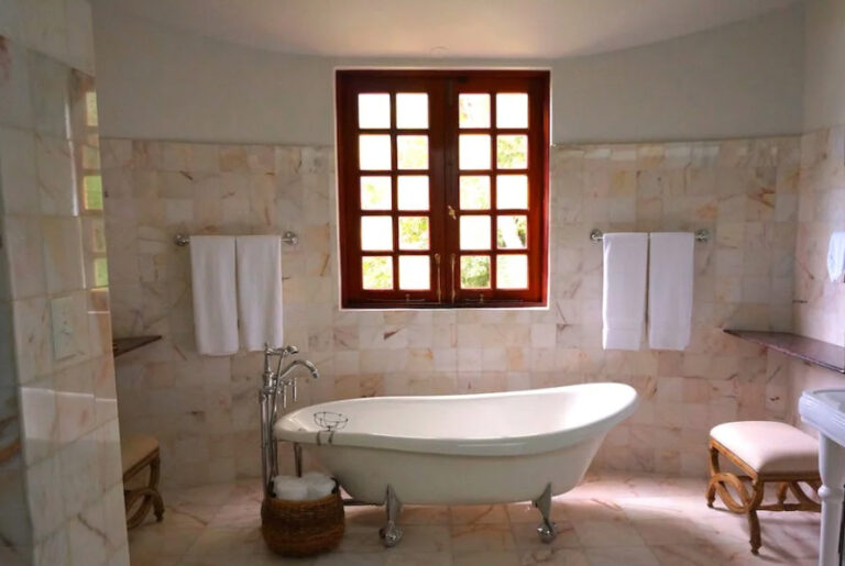 Kotwy do Montażu Okien: Solidność i Bezpieczeństwo